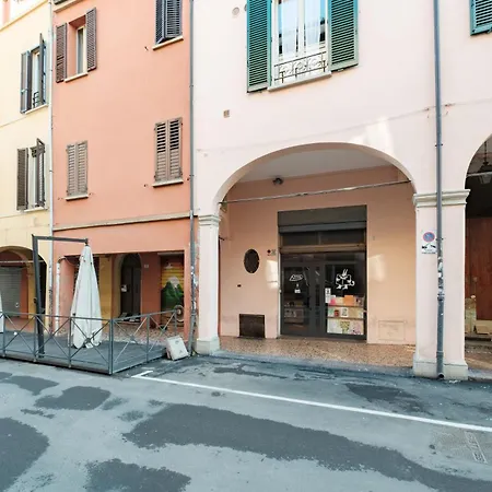 Apartment Mascarella 33 By Bologna